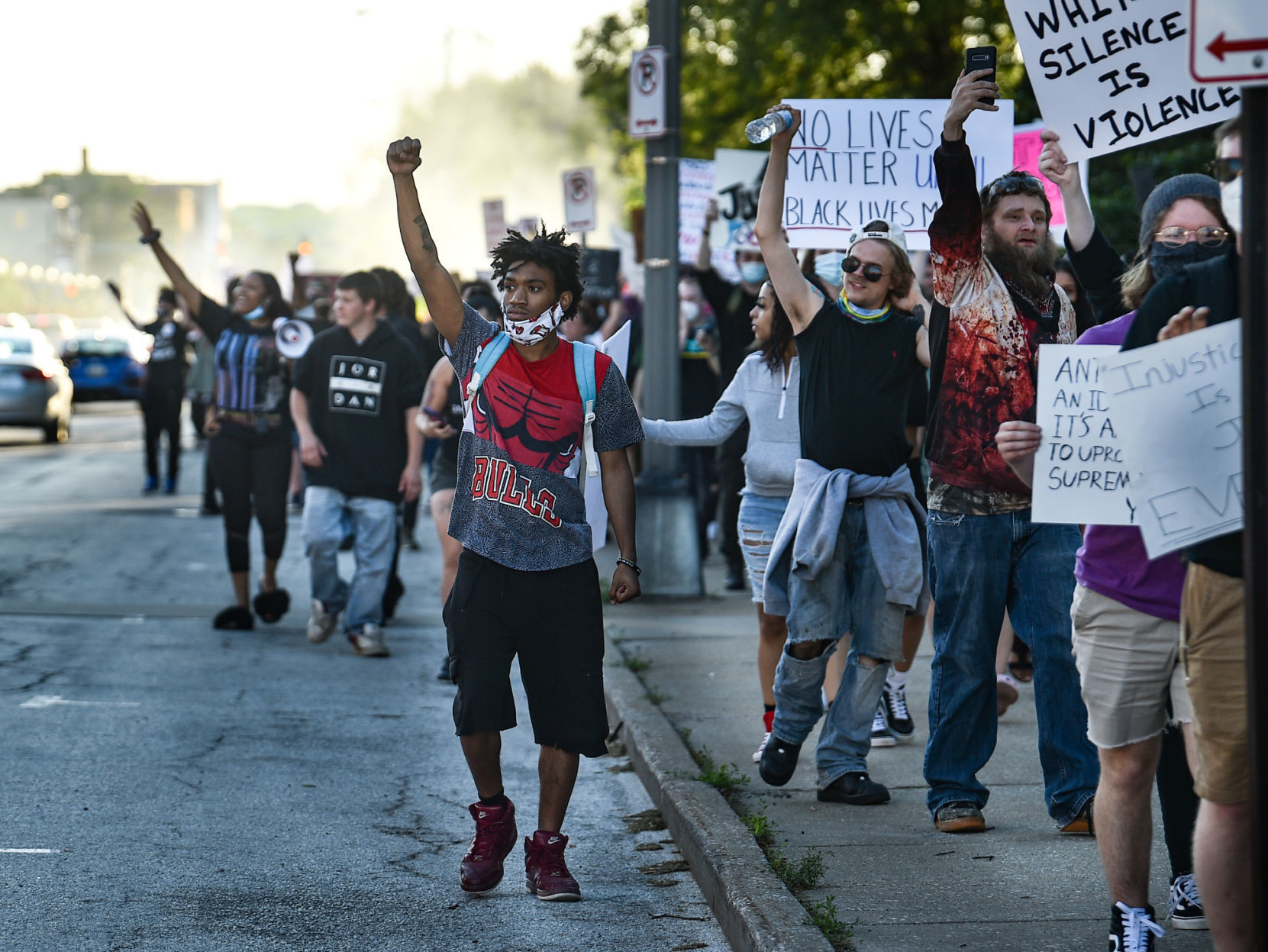 053120-qc-nws-protest-041